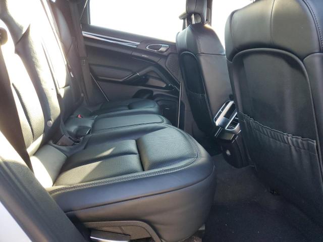 Photo 11 from auction – 2016 PORSCHE CAYENNE with VIN WP1AA2A24GLA05271
