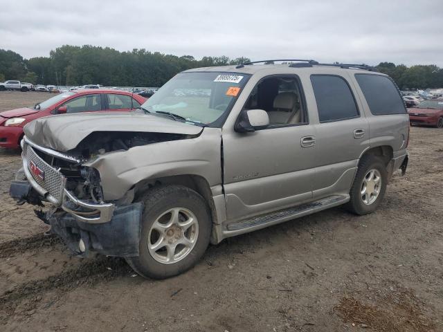 GMC DENALI 2002 with VIN 1GKEK63U42J321526 - Photo from auction