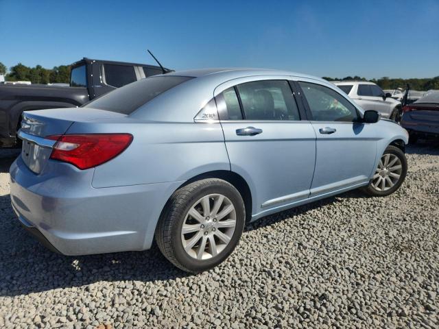 Photo 3 from auction – 2013 CHRYSLER 200 TOURIN with VIN 1C3CCBBBXDN665614