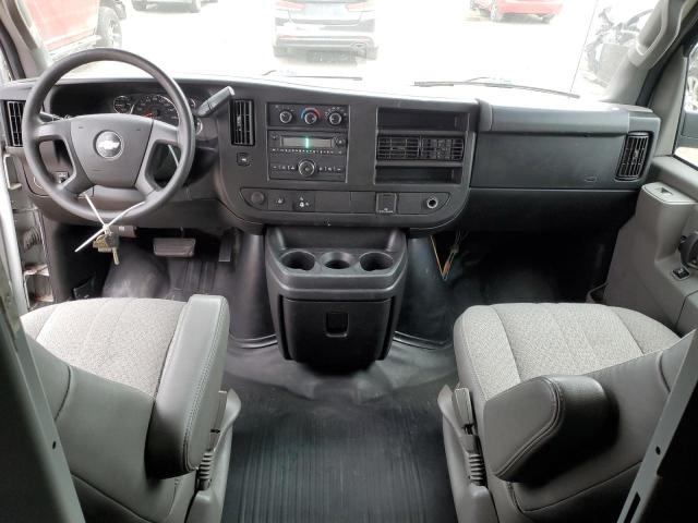Photo 8 from auction – 2017 CHEVROLET EXPRESS G2 with VIN 1GCWGAFF8H1302018