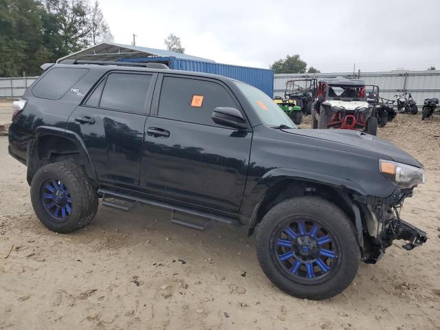 Photo 4 from auction – 2019 TOYOTA 4RUNNER SR with VIN JTEBU5JR2K5650537