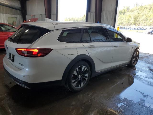 Photo 3 from auction – 2018 BUICK REGAL TOUR with VIN W04GU8SX9J1099645