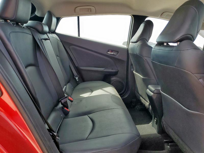 Photo 10 from auction – 2018 TOYOTA PRIUS with VIN JTDKARFU4J3056110