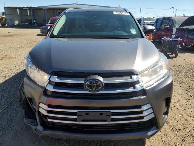Photo 5 from auction – 2018 TOYOTA HIGHLANDER with VIN 5TDJZRFH7JS559295