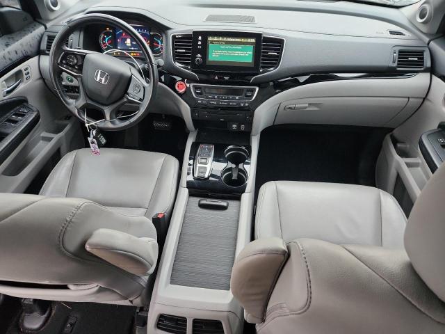 Photo 8 from auction – 2020 HONDA PILOT TOUR with VIN 5FNYF6H90LB046599