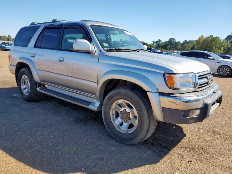 Photo 4 from auction – 2000 TOYOTA 4RUNNER SR with VIN JT3GN86RXY0175473