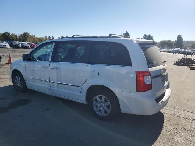 Photo 2 from auction – 2012 CHRYSLER TOWN & COU with VIN 2C4RC1BG4CR423432