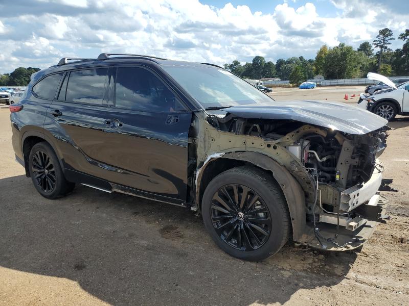 Photo 4 from auction – 2023 TOYOTA HIGHLANDER with VIN 5TDKDRAH1PS510970