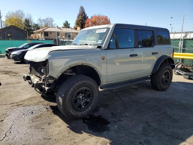 FORD BRONCO BAS 2022 with VIN 1FMEE5DP0NLB03075 - Photo from auction