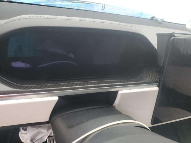 Photo 9 from auction – 2022 TESLA MODEL X with VIN 7SAXCBE64NF359717