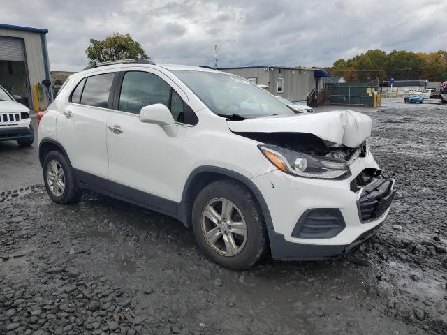 Photo 4 from auction – 2019 CHEVROLET TRAX with VIN 3GNCJLSB3KL304401