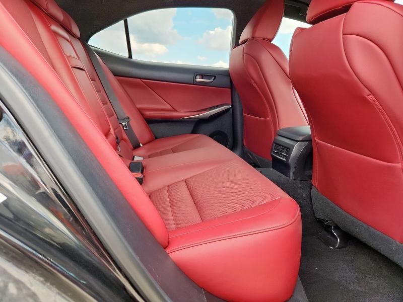 Photo 10 from auction – 2017 LEXUS IS 200T with VIN JTHBA1D27H5041648