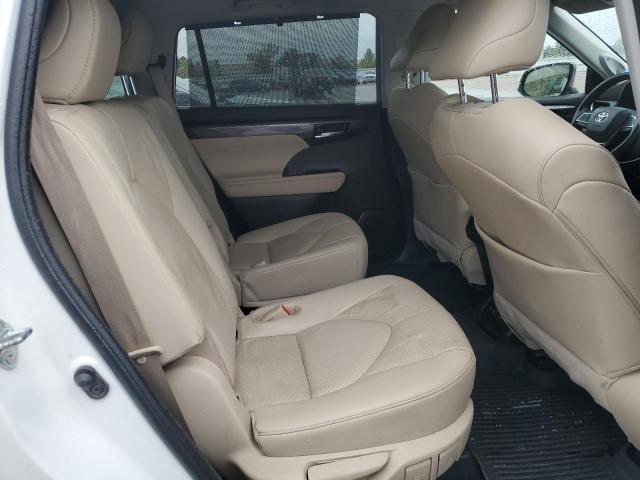 Photo 10 from auction – 2021 TOYOTA HIGHLANDER with VIN 5TDDZRBH3MS126158