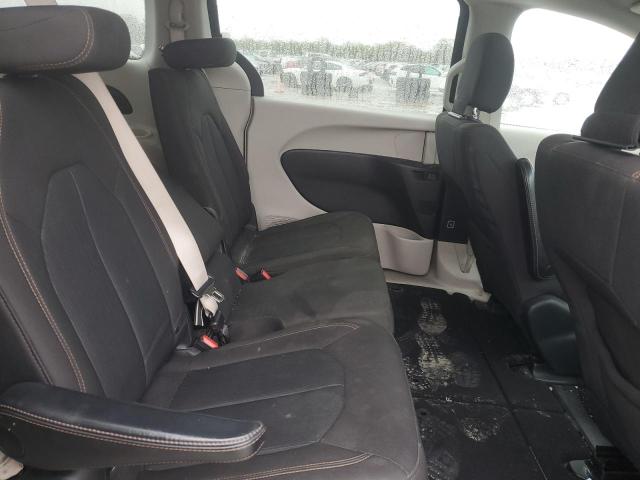 Photo 11 from auction – 2017 CHRYSLER PACIFICA T with VIN 2C4RC1DG5HR676652