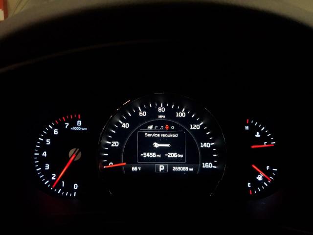 Photo 9 from auction – 2016 KIA SORENTO SX with VIN 5XYPKDA52GG113608