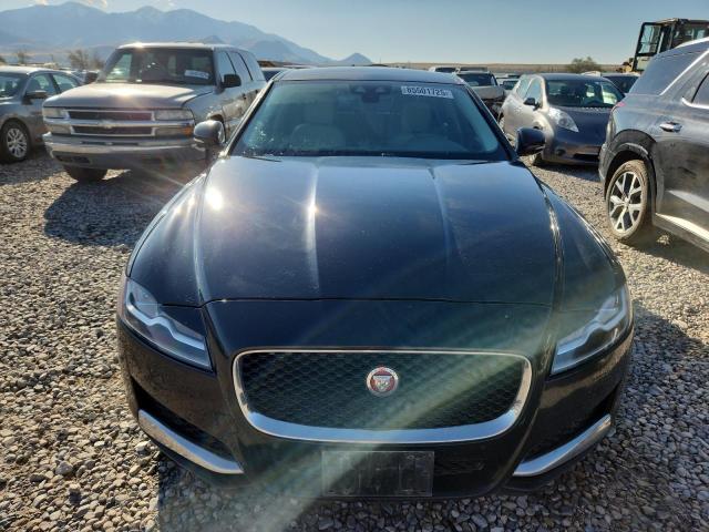 Photo 5 from auction – 2016 JAGUAR XF PREMIUM with VIN SAJBJ4BV8GCY18091