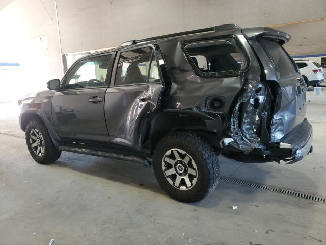 Photo 2 from auction – 2020 TOYOTA 4RUNNER SR with VIN JTEBU5JR1L5833364