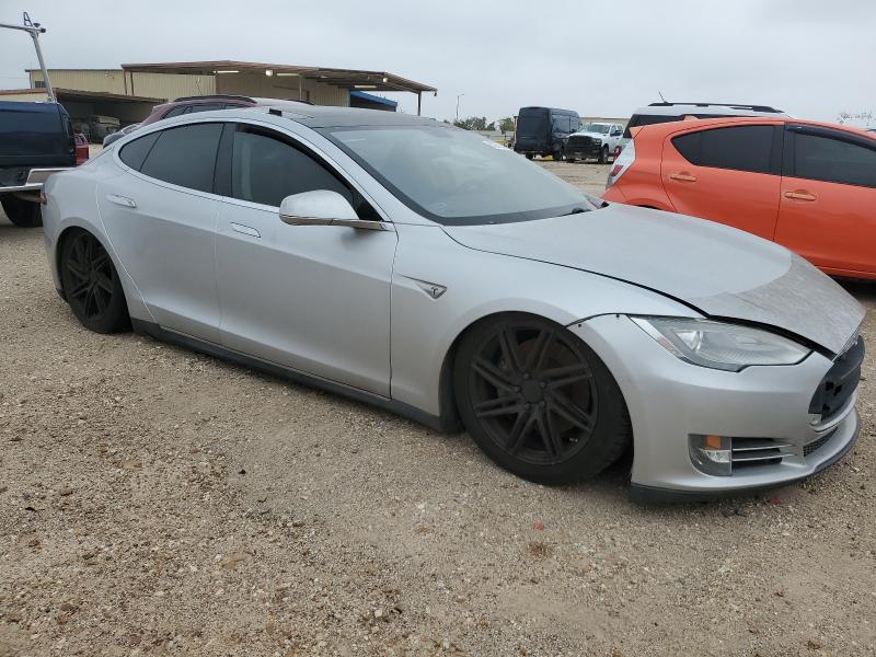 Photo 4 from auction – 2013 TESLA MODEL S with VIN 5YJSA1CG8DFP09285