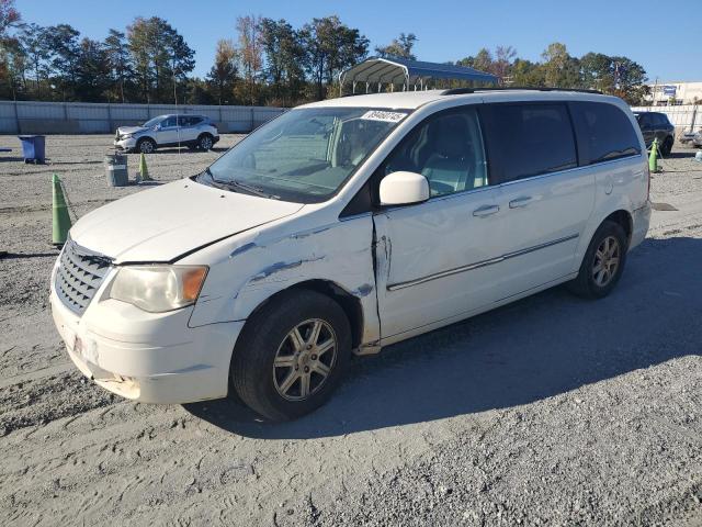 CHRYSLER TOWN & COU 2010 with VIN 2A4RR5D11AR284754 - Photo from auction