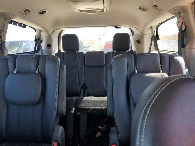 Photo 10 from auction – 2016 CHRYSLER TOWN & COU with VIN 2C4RC1BG9GR280595