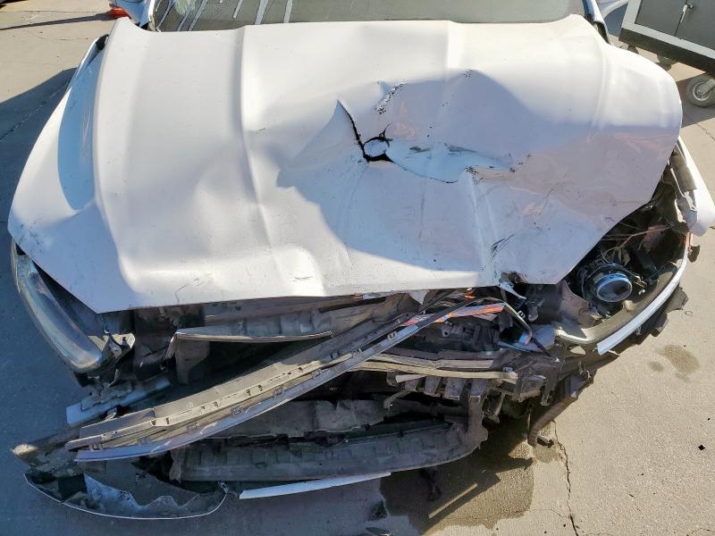 Photo 11 from auction – 2016 FORD FUSION SE with VIN 3FA6P0LUXGR208343