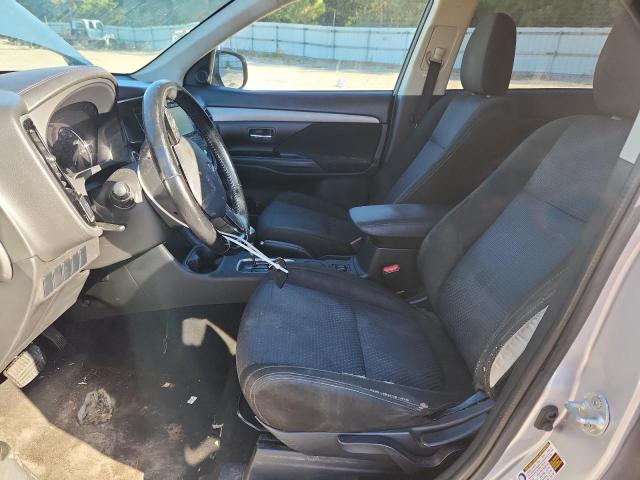 Zdjęcie 7 z aukcji – 2016 MITSUBISHI OUTLANDER z VIN JA4AD3A32GZ013660