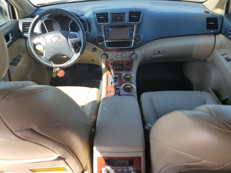 Photo 8 from auction – 2013 TOYOTA HIGHLANDER with VIN 5TDDK3EH8DS251847