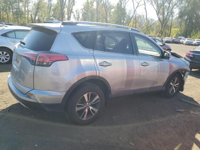 Photo 3 from auction – 2018 TOYOTA RAV4 ADVEN with VIN JTMRFREV9JD232430
