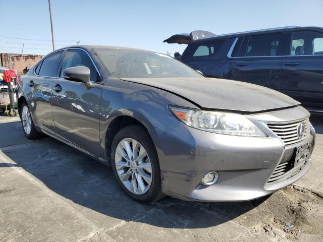 Photo 4 from auction – 2014 LEXUS ES 300H with VIN JTHBW1GG1E2067443