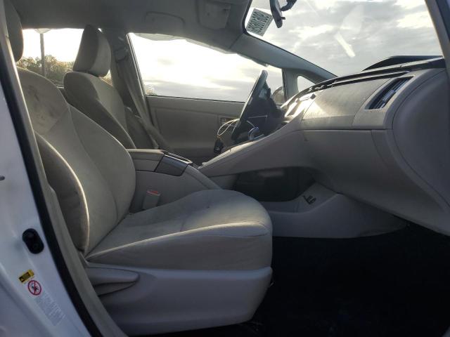 Photo 7 from auction – 2014 TOYOTA PRIUS with VIN JTDKN3DU2E0382032
