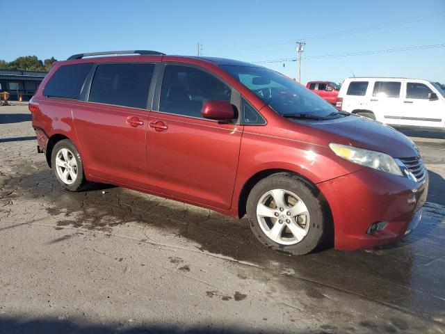 Photo 4 from auction – 2015 TOYOTA SIENNA LE with VIN 5TDKK3DC8FS658678