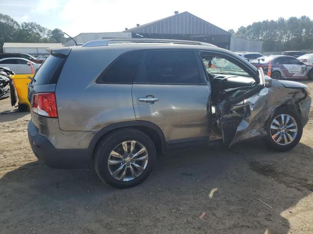 Photo 3 from auction – 2011 KIA SORENTO EX with VIN 5XYKU4A27BG038682