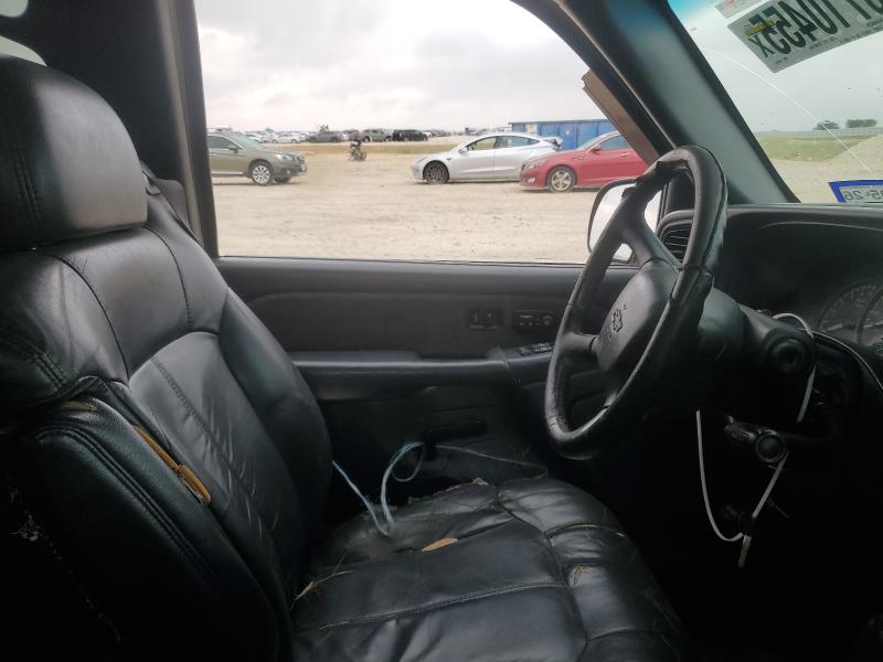 Photo 7 from auction – 2001 CHEVROLET SILVERADO with VIN 1GCGK13U11F174428