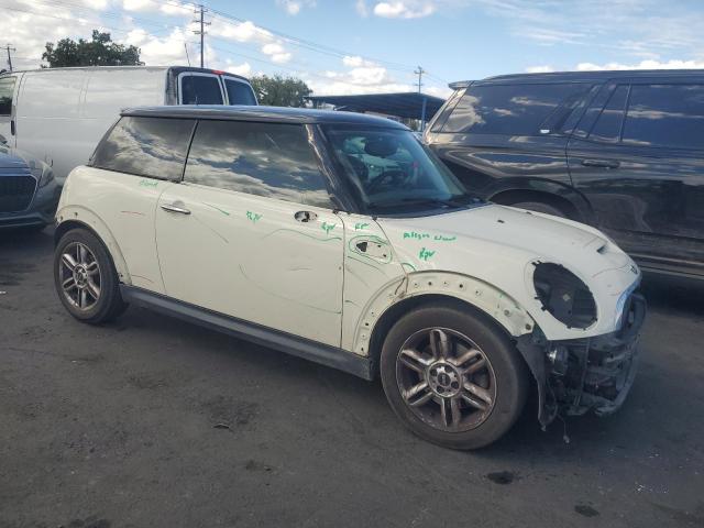 Photo 4 from auction – 2013 MINI COOPER S with VIN WMWSV3C53DT388538
