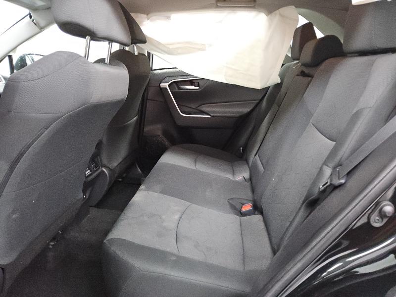 Photo 11 from auction – 2021 TOYOTA RAV4 XLE with VIN 2T3W1RFV2MC117922