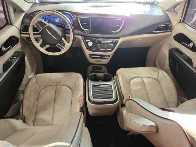 Photo 8 from auction – 2017 CHRYSLER PACIFICA L with VIN 2C4RC1GG6HR565121