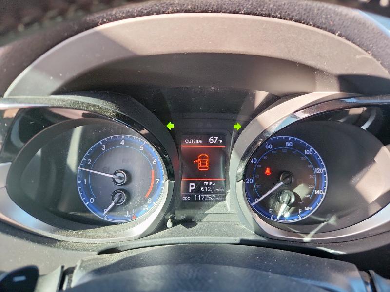 Photo 9 from auction – 2014 TOYOTA COROLLA L with VIN 2T1BURHE9EC026059