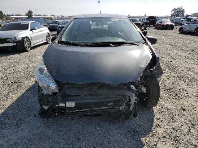 Photo 5 from auction – 2013 TOYOTA PRIUS C with VIN JTDKDTB37D1042798
