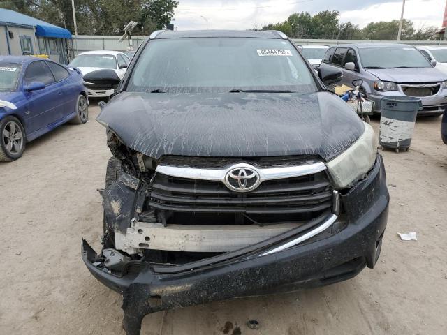 Photo 5 from auction – 2016 TOYOTA HIGHLANDER with VIN 5TDDKRFHXGS267960