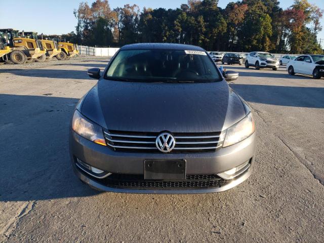 Photo 5 from auction – 2015 VOLKSWAGEN PASSAT S with VIN 1VWAS7A34FC082710