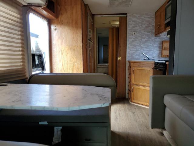 Photo 6 from auction – 1999 GULF STREAM CONQUEST with VIN 1FDXE40S4XHA67894