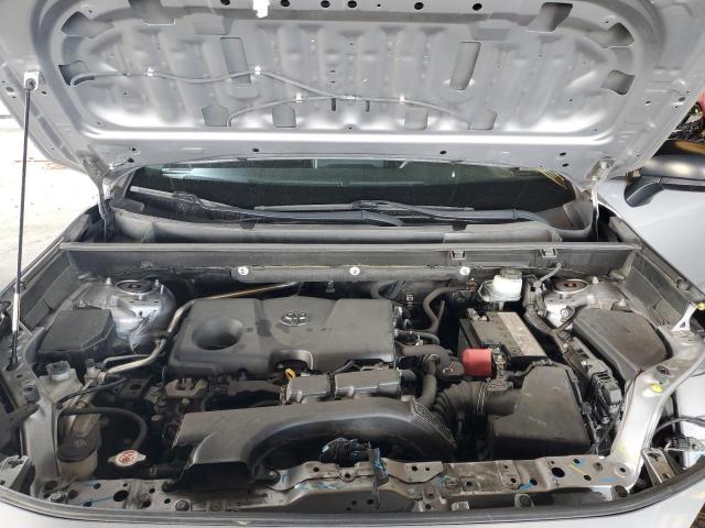 Photo 12 from auction – 2019 TOYOTA RAV4 LE with VIN JTMH1RFVXKD507071