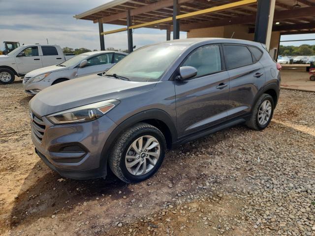 HYUNDAI TUCSON SE 2016 with VIN KM8J23A45GU212151 - Photo from auction