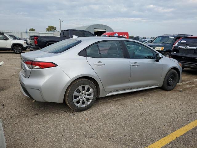 Photo 3 from auction – 2022 TOYOTA COROLLA LE with VIN 5YFEPMAE6NP351575