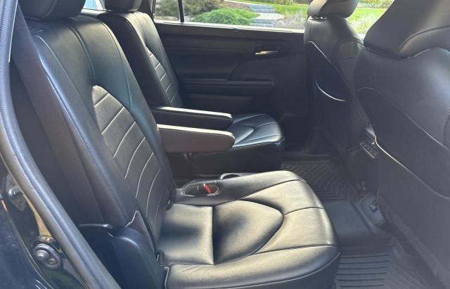 Photo 6 from auction – 2021 TOYOTA HIGHLANDER with VIN 5TDHBRCH4MS067433