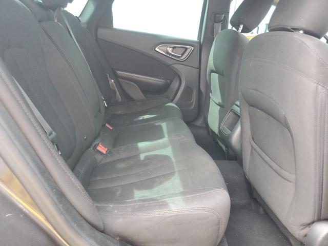 Photo 10 from auction – 2015 CHRYSLER 200 LIMITED with VIN 1C3CCCAB8FN571368