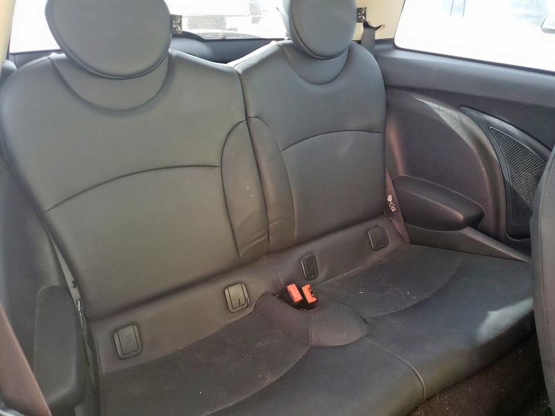 Photo 10 from auction – 2011 MINI COOPER with VIN WMWSU3C54BT182371