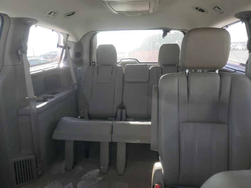 Photo 10 from auction – 2014 CHRYSLER TOWN & COU with VIN 2C4RC1CG0ER165184