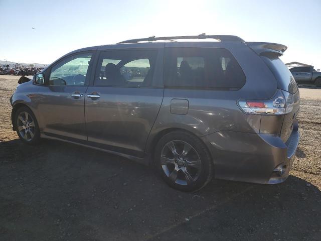 Photo 2 from auction – 2016 TOYOTA SIENNA SE with VIN 5TDXK3DC5GS722747