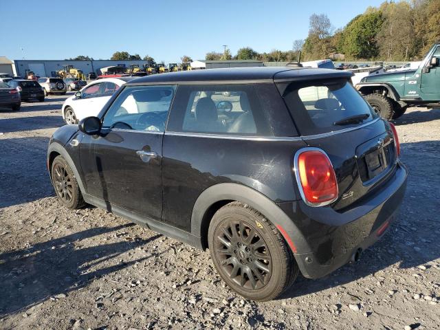 Photo 2 from auction – 2018 MINI COOPER with VIN WMWXP5C58J2G62316